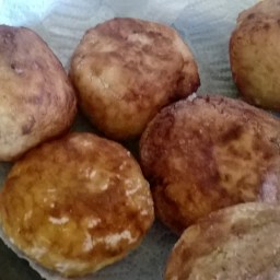 Renello De Papas (Potato Balls With Meat Filling)
